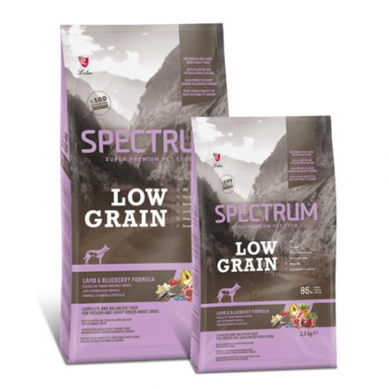 Spectrum Orta Ve Büyük Irk Yetişkin Köpekler Için Kuzulu Yaban Mersinli Formüllü 2,5 kg 